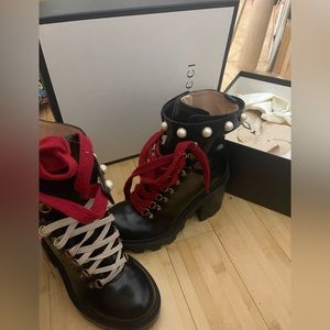 COPY - Authentic Gucci boots. Comes with extra shoe strings. Red nd cream